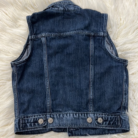 Levi’s Sleeveless Denim Jacket Size S - Picture 3 of 3